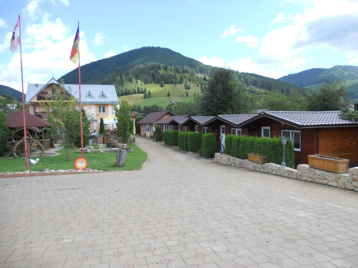 Pension, Camping & Biker Station Zur Deutschen Eiche Ciocanesti Buitenkant foto
